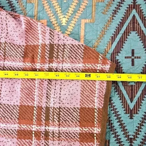 NWT Tahari‎ poncho/sweater. - Picture 5 of 6